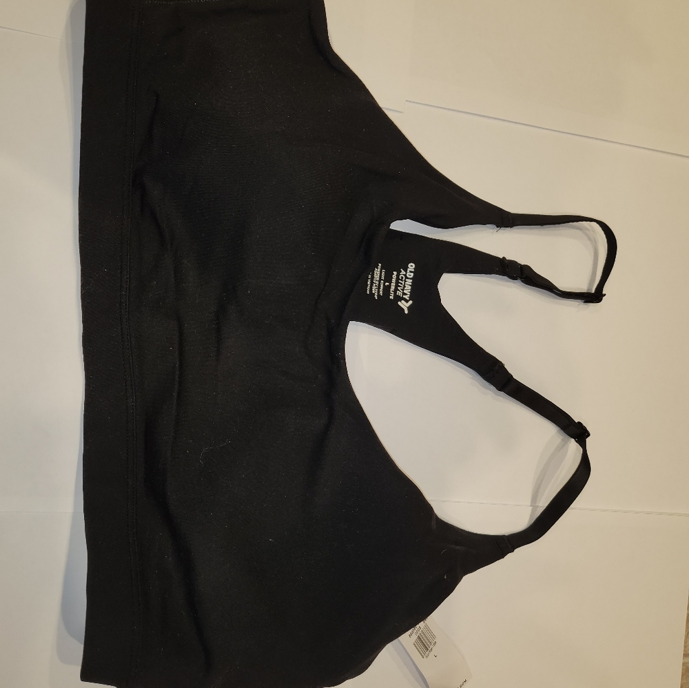 Old Navy - Light Support PowerLite LYCRA ADAPTIV Sports Bra, Size Large (L)